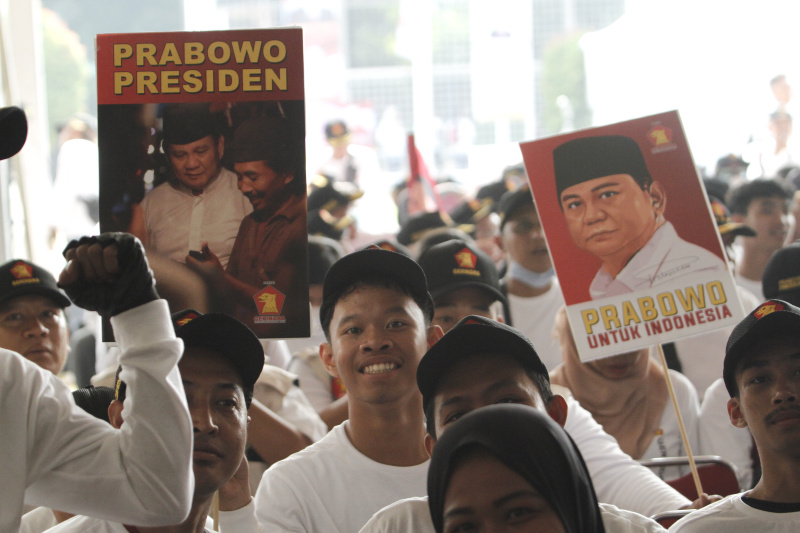 Partai Gerindra gelar Konsolidasi Akbar Kader Jakarta Selatan di lapangan bola Blok S (Ashar/SinPo.id)