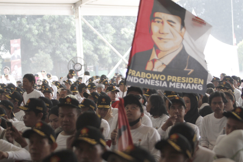 Partai Gerindra gelar Konsolidasi Akbar Kader Jakarta Selatan di lapangan bola Blok S (Ashar/SinPo.id)