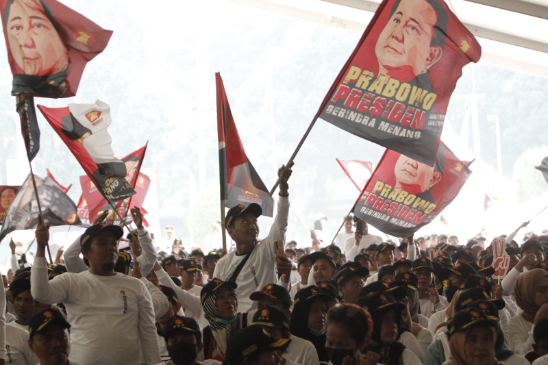 Partai Gerindra gelar Konsolidasi Akbar Kader Jakarta Selatan di lapangan bola Blok S (Ashar/SinPo.id)