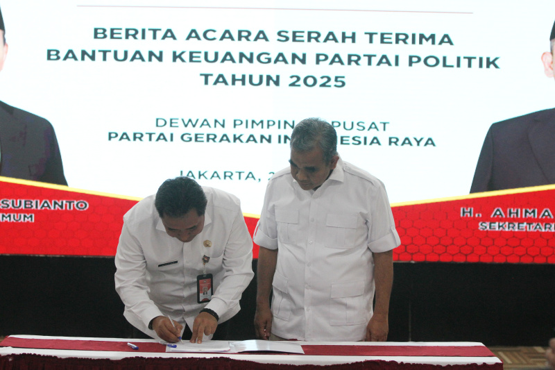 Partai Gerindra menerima dana bantuan partai politik Rp 20 miliar dari Kemendagri (Ashar/SinPo.id)