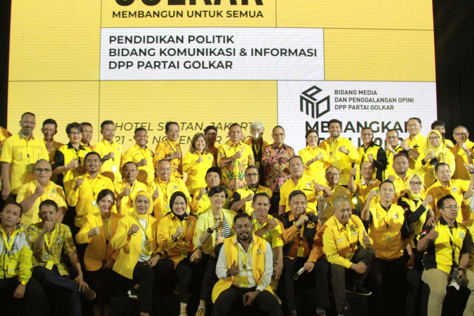 Sekjen DPP Golkar, Lodewijk F Paulus saat memberkksn sambutan Rakornas MPO 2022 Golkar sudah ditargetkan wajib menang pilpres 2024 (Ashar/SinPo.id)