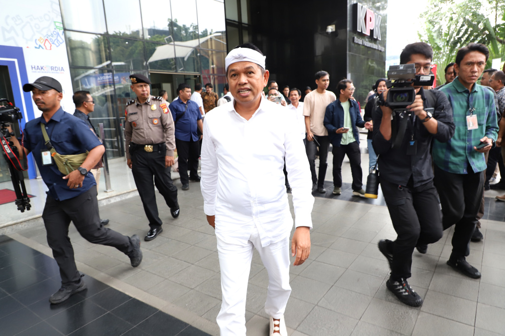 Gubernur Jabar Dedi Mulyadi (KDM) mengunjungi Gedung Merah Putih KPK untuk melakukan audiensi dengan KPK membahas pencegahan dan penyelematan aset negara khususnya Jawa Barat (Ashar/SinPo.id)