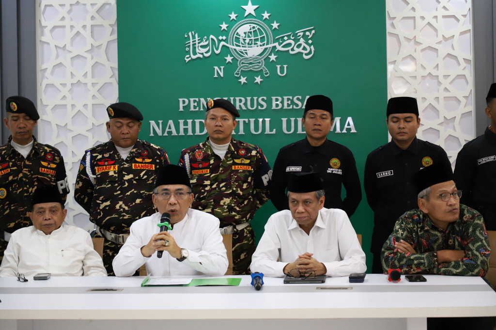 Ketua PBNU KH Yahya Cholil Staquf mengajak untuk menggelar muktamar ke-35  (Ashar/SinPo.id)