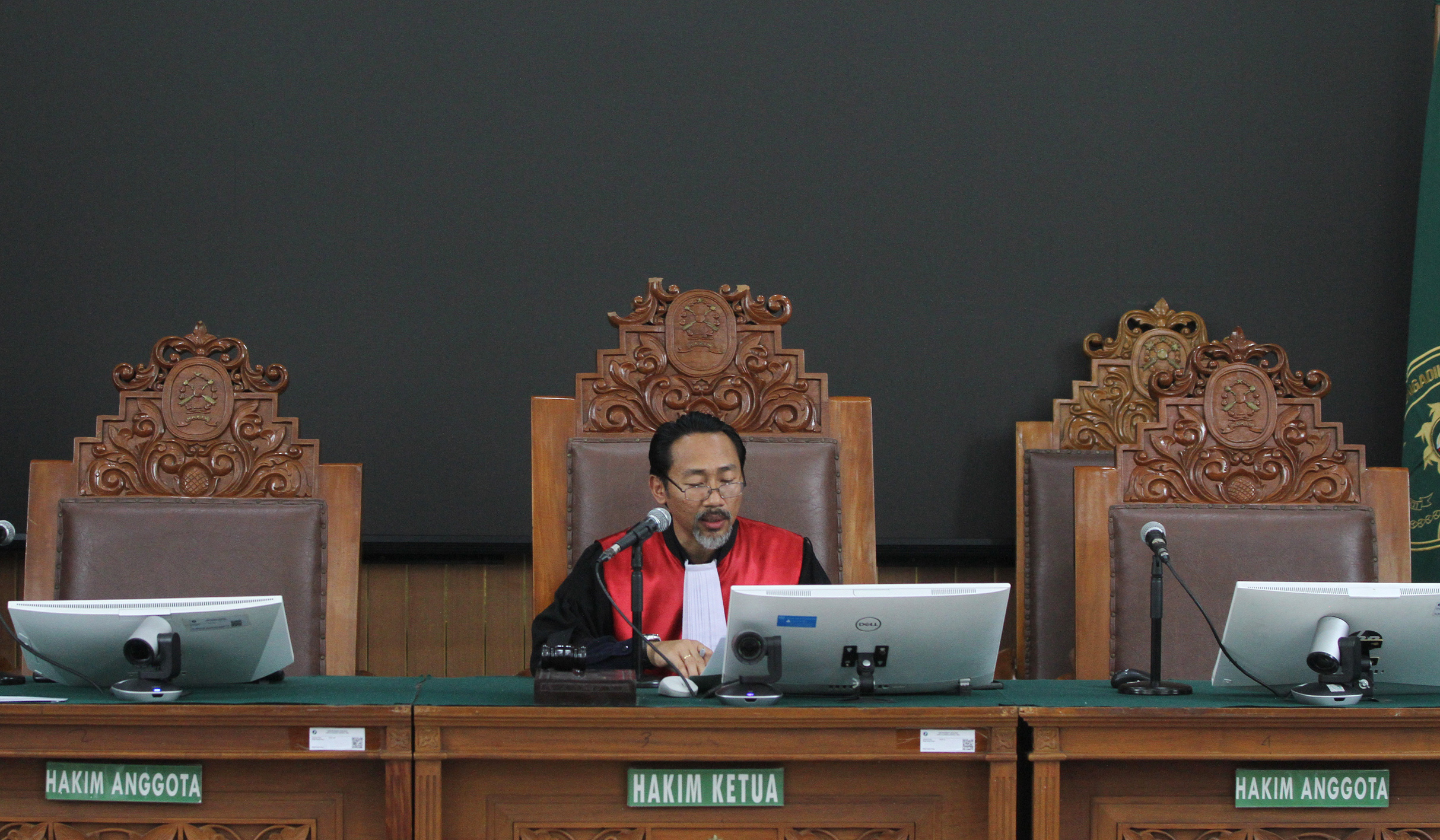 Sidang putusan Praperadilan Nadiem Makarim. (Agus Priatna/SinPo.id)