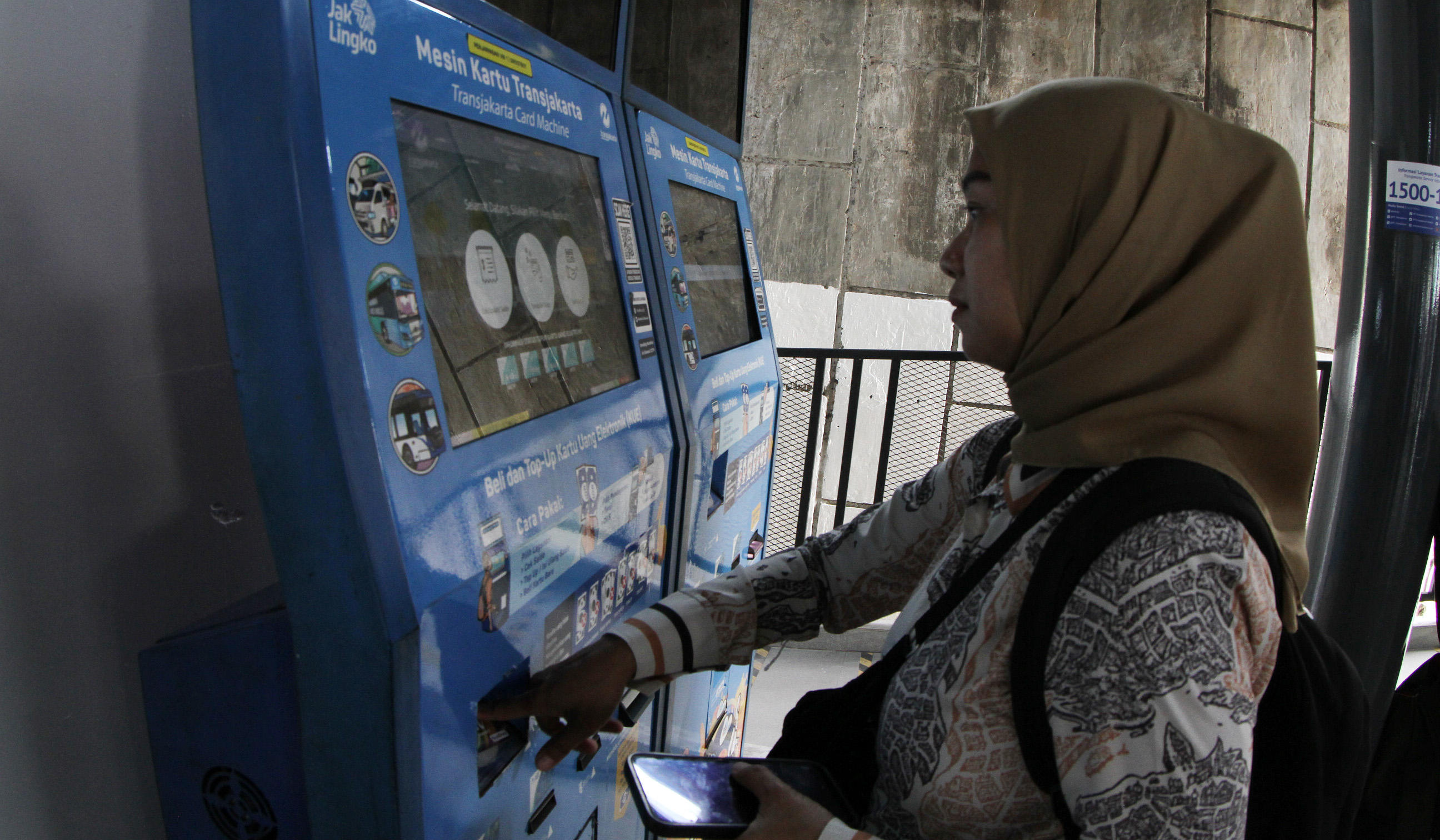 Suasana Halte Jaga Jakarta. (Agus Priatna/SinPo.id)