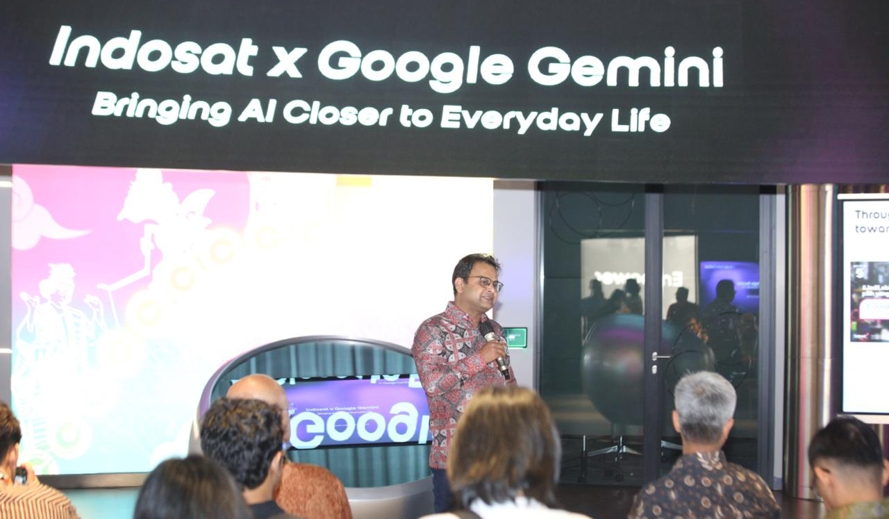 Indosat & Google hadirkan paket gemini AI. (Agus Priatna/SinPo.id)