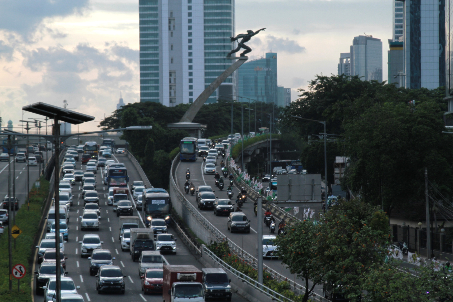 Jakarta peringkat ke-9 kota termacet di Asia (Ashar/SinPo.id)