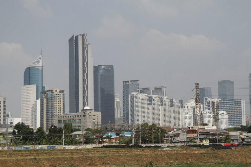 Jakarta masuk peringkat ketiga dengan kualitas polusi udara terburuk di dunia (Ashar/SinPo.id)