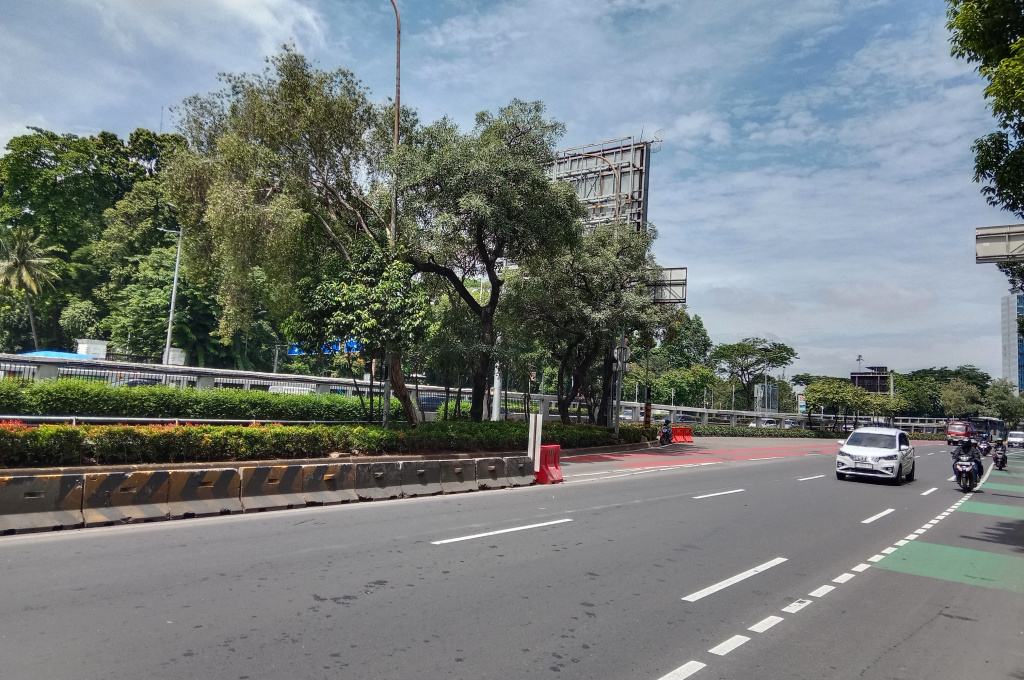 Sejumlah jalan protokol Jakarta tampak sangat lenggang saat Libur Natal dan Tahun Baru (Ashar/SinPo.id)
