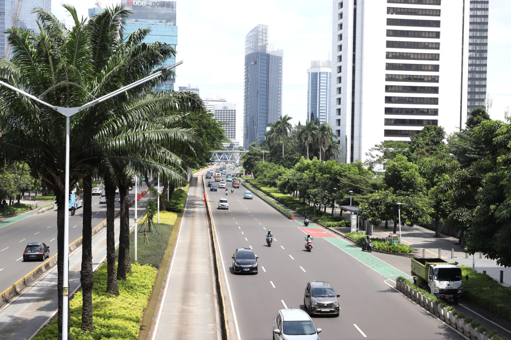 Sejumlah jalan protokol Jakarta tampak sangat lenggang saat Libur Natal dan Tahun Baru (Ashar/SinPo.id)