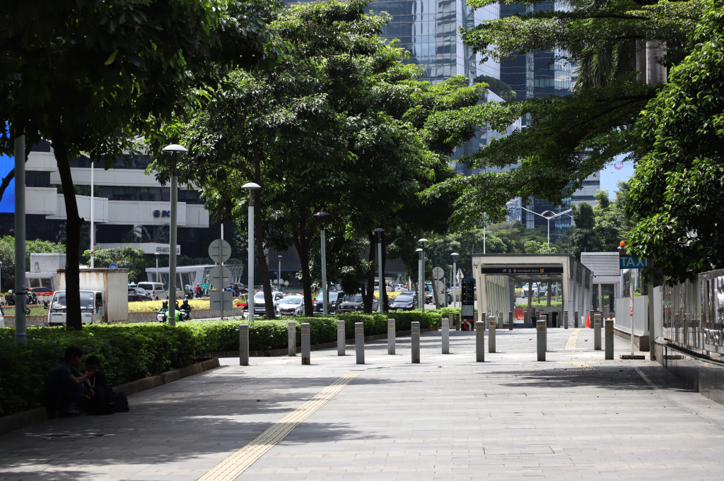 Sejumlah jalan protokol Jakarta tampak sangat lenggang saat Libur Natal dan Tahun Baru (Ashar/SinPo.id)