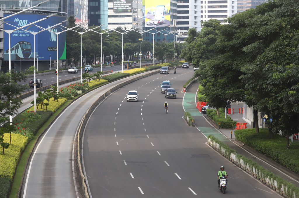 Terlihat jalanan Sudirman sangat lenggang libur panjang Jumat Agung (Ashar/SinPo.id)