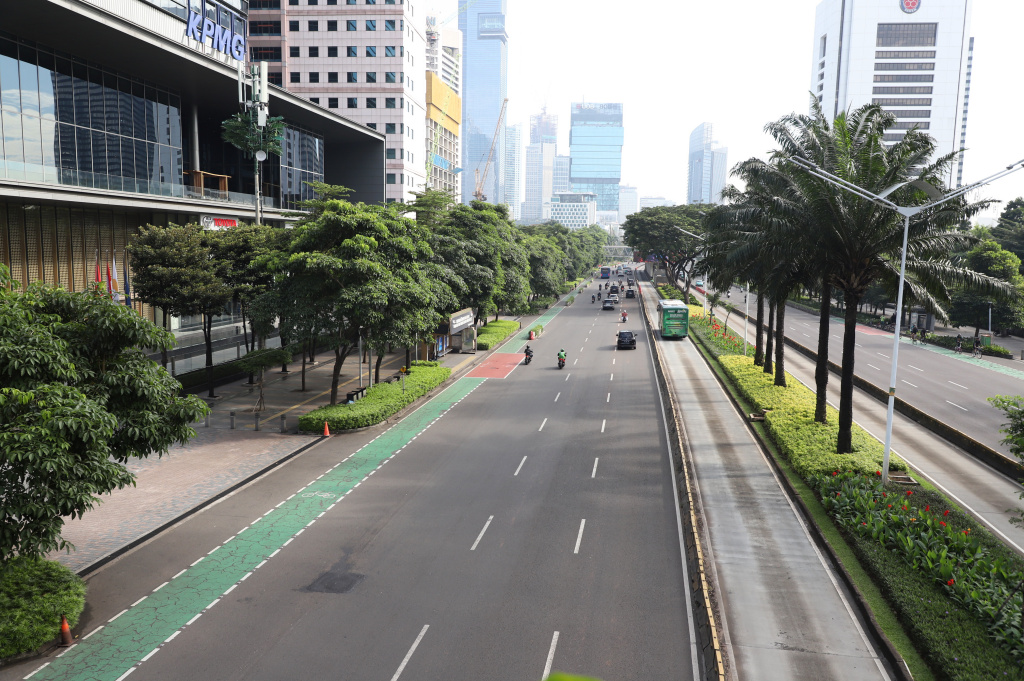 Terlihat jalanan Sudirman sangat lenggang libur panjang Jumat Agung (Ashar/SinPo.id)