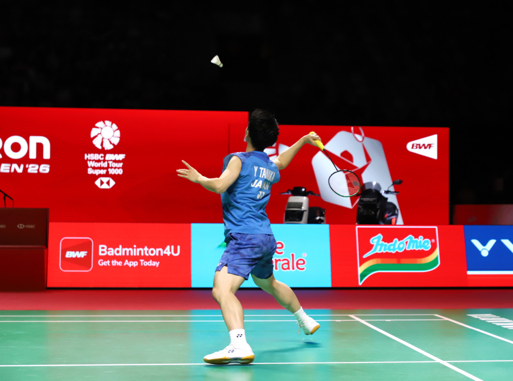 Pebulutangkis Jonathan Christie berhasil lolos masuk ke babak semifinal Indonesia Open (Ashar/SinPo.id)