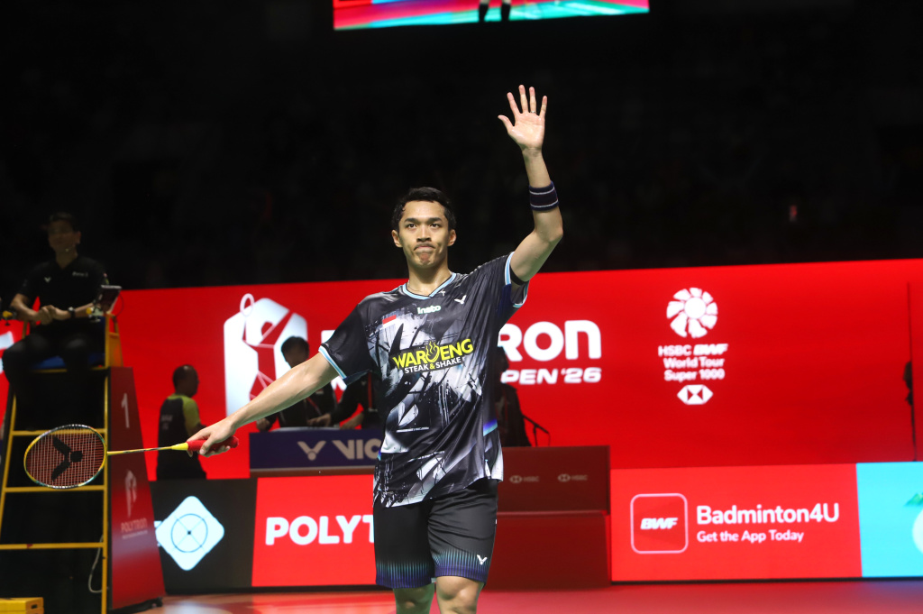 Pebulutangkis Jonathan Christie berhasil lolos masuk ke babak semifinal Indonesia Open (Ashar/SinPo.id)