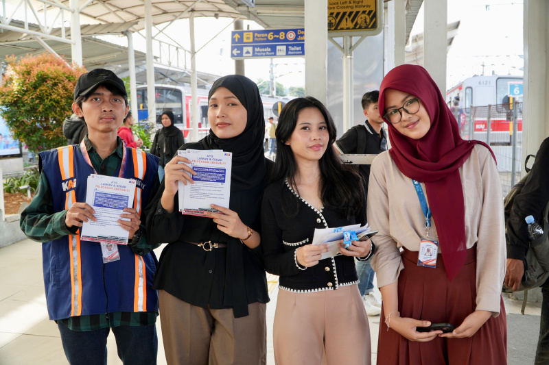 KAI Daop 1 menggelar sosialisasi pencegahan pelecehan seksual di kereta api di Stasiun Bogor (Ashar/SinPo.id)