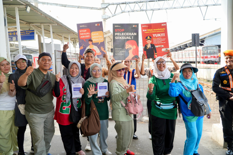 KAI Daop 1 menggelar sosialisasi pencegahan pelecehan seksual di kereta api di Stasiun Bogor (Ashar/SinPo.id)