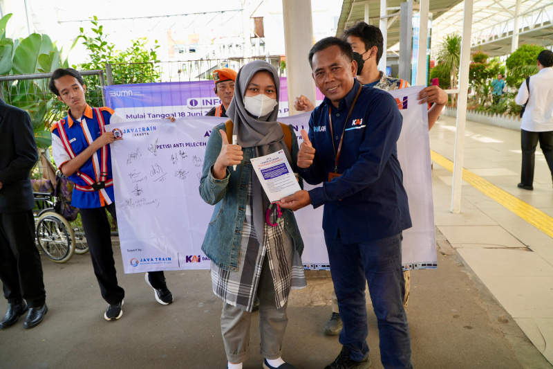 KAI Daop 1 menggelar sosialisasi pencegahan pelecehan seksual di kereta api di Stasiun Bogor (Ashar/SinPo.id)