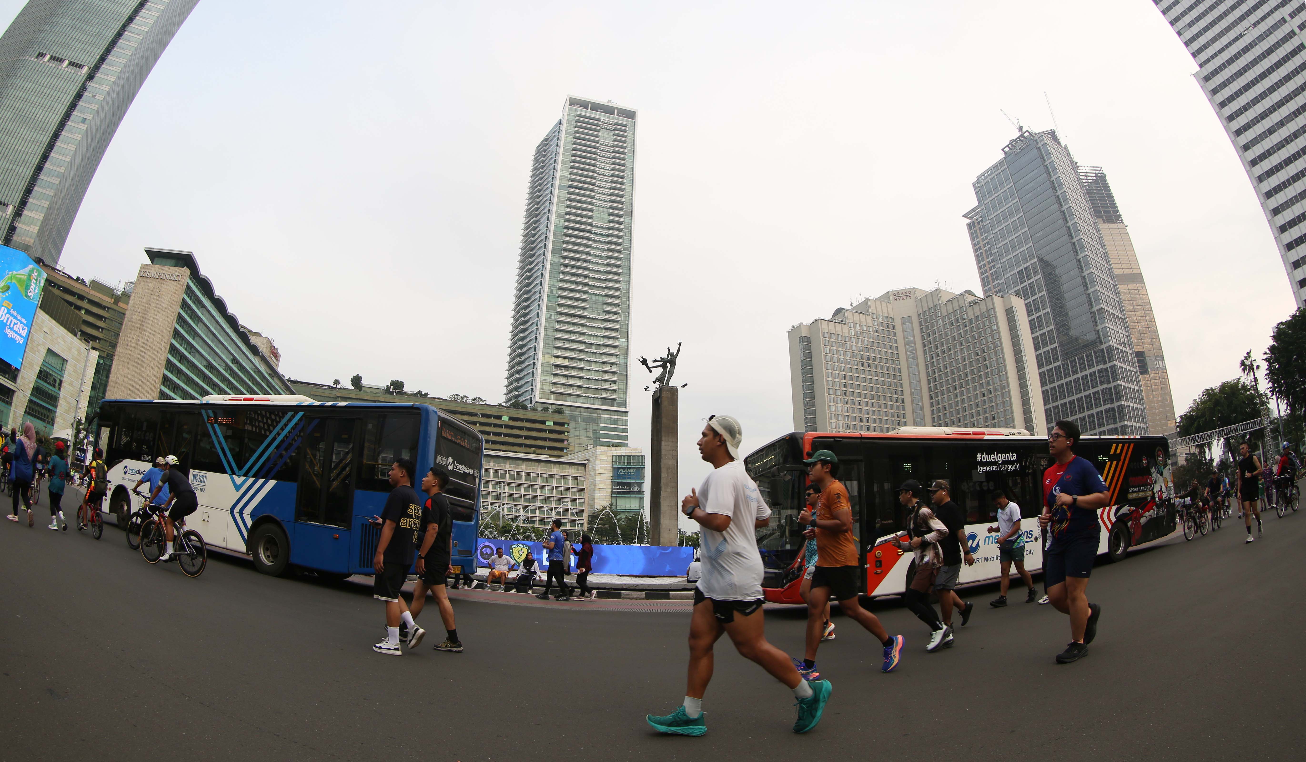 Suasana Bundaran HI, Jakarta. (Agus Priatna/SinPo.id)