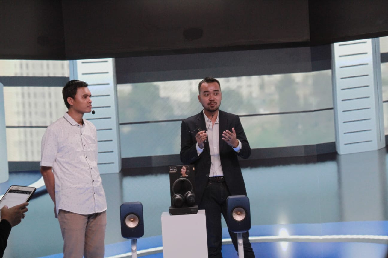 KEF produsen audio yang berasal dari Inggris me-launching produknya yang terbaru KEF SL60 dan KEF SL50 (Ashar/SinPo.id)