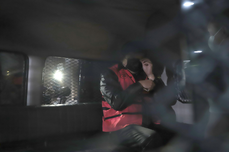 Kejagung resmi menahan Direktur Utama PT Sritex Iwan Setiawan Lukminto terkait dugaan kasus korupsi pemberian kredit (Ashar/SinPo.id)