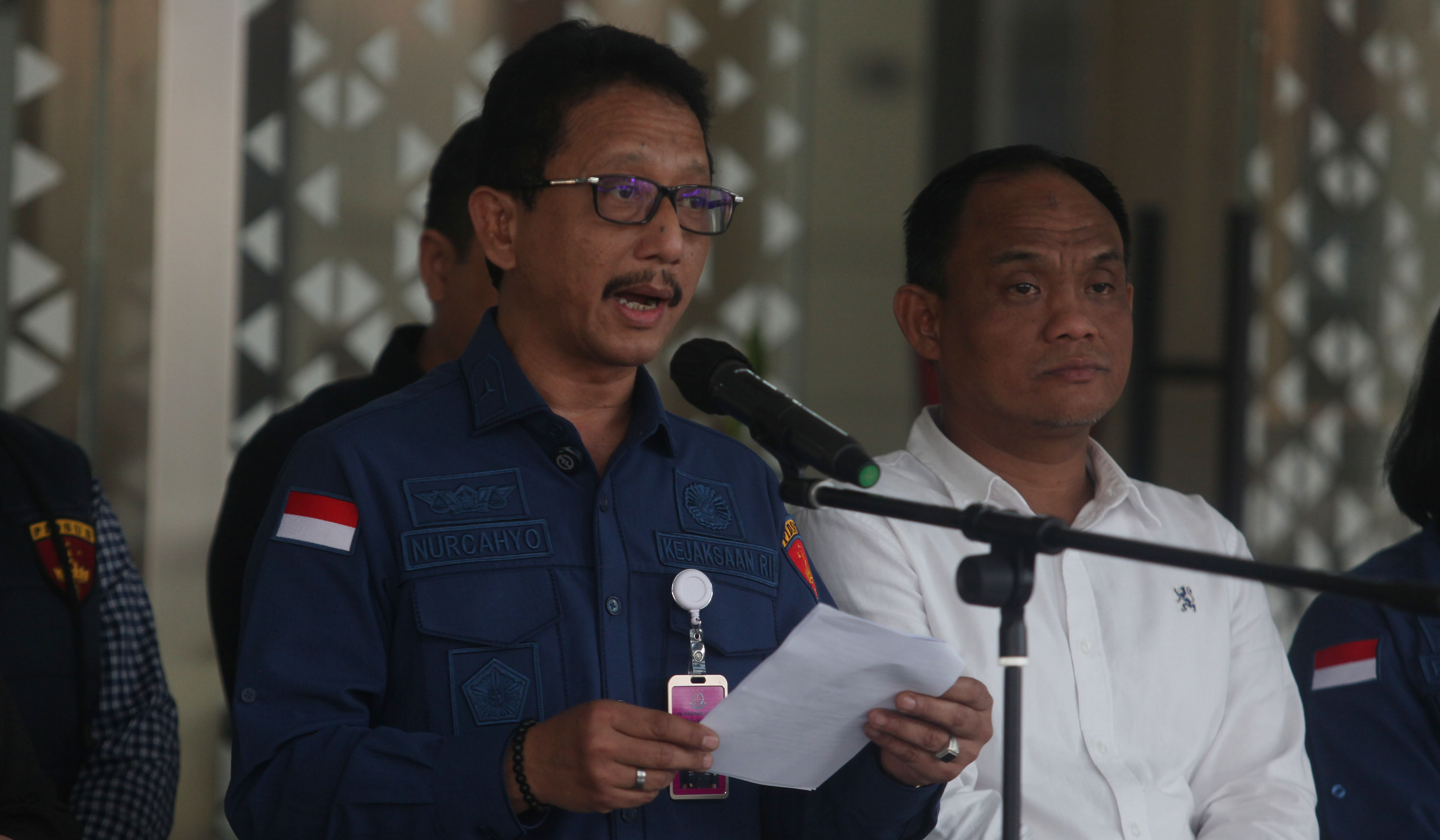 Penetapan tersangka korupsi chromebook. (Agus Priatna/SinPo.id)