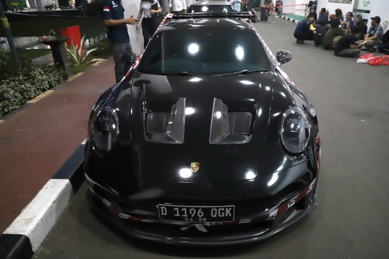 Kejagung kembali menyita 3 mobil mewah terkait kasus CPO (Ashar/SinPo.id)