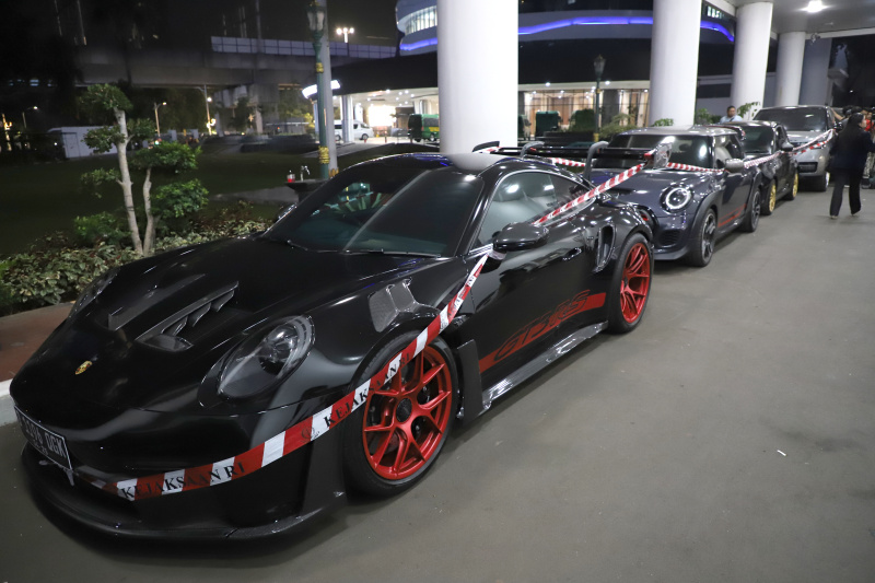 Kejagung kembali menyita 3 mobil mewah terkait kasus CPO (Ashar/SinPo.id)