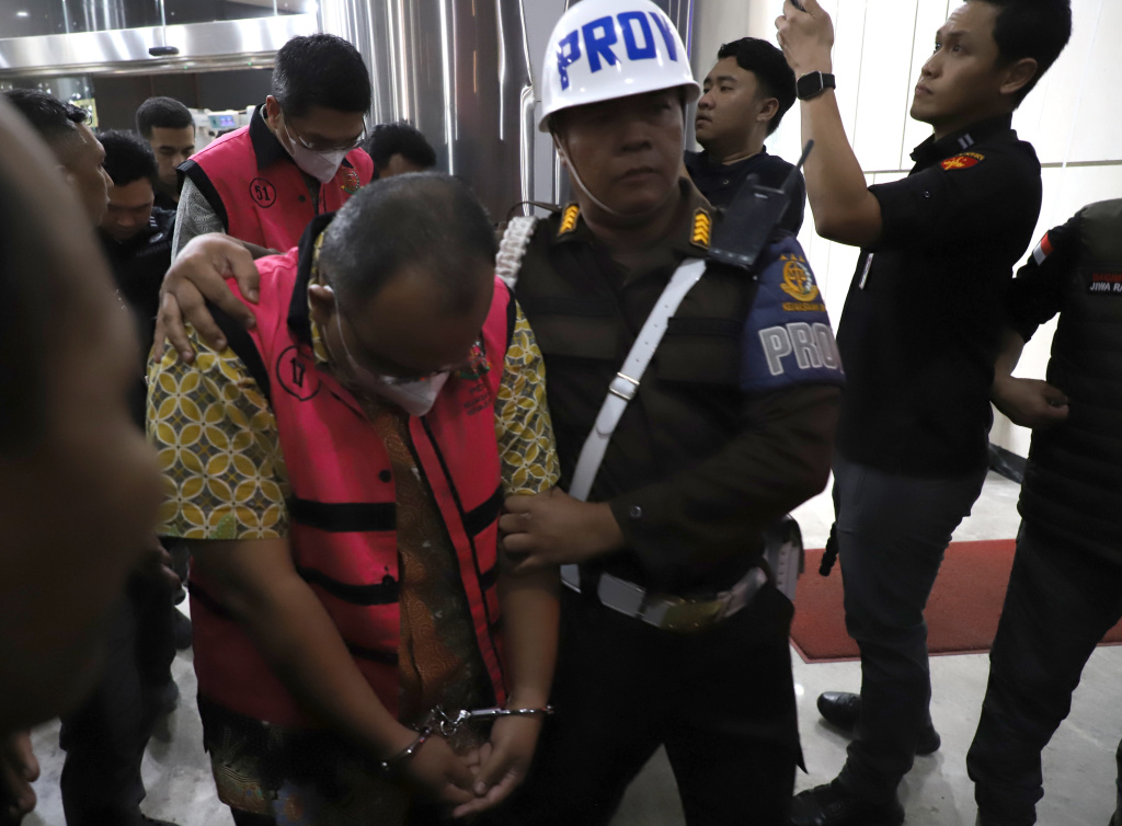 Kejagung tetapkan 11 tersangka kasus dugaan CPO yang merugikan negara Rp.14 Triliun (Ashar/SinPo.id)