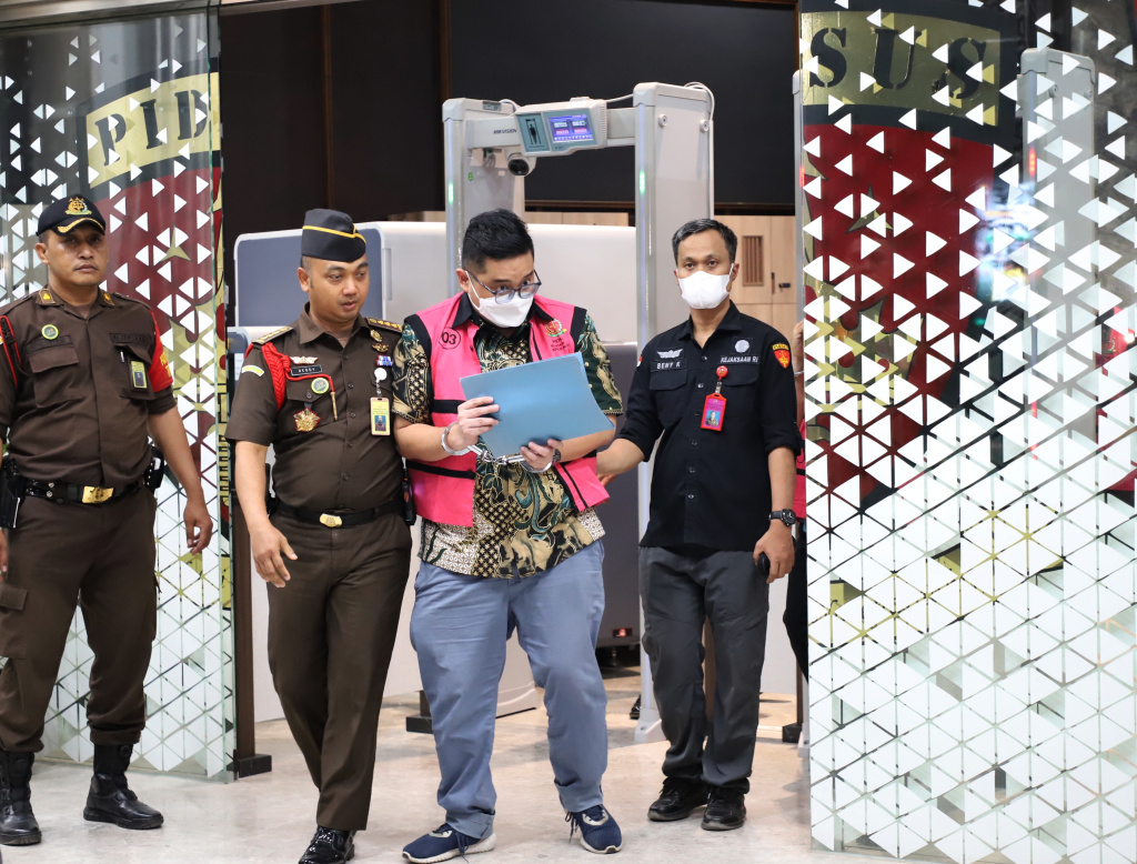 Kejagung tetapkan 11 tersangka kasus dugaan CPO yang merugikan negara Rp.14 Triliun (Ashar/SinPo.id)