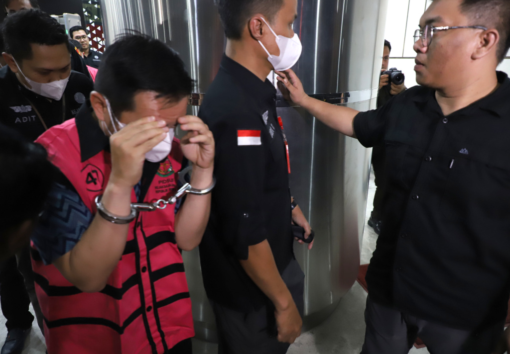 Kejagung tetapkan 11 tersangka kasus dugaan CPO yang merugikan negara Rp.14 Triliun (Ashar/SinPo.id)