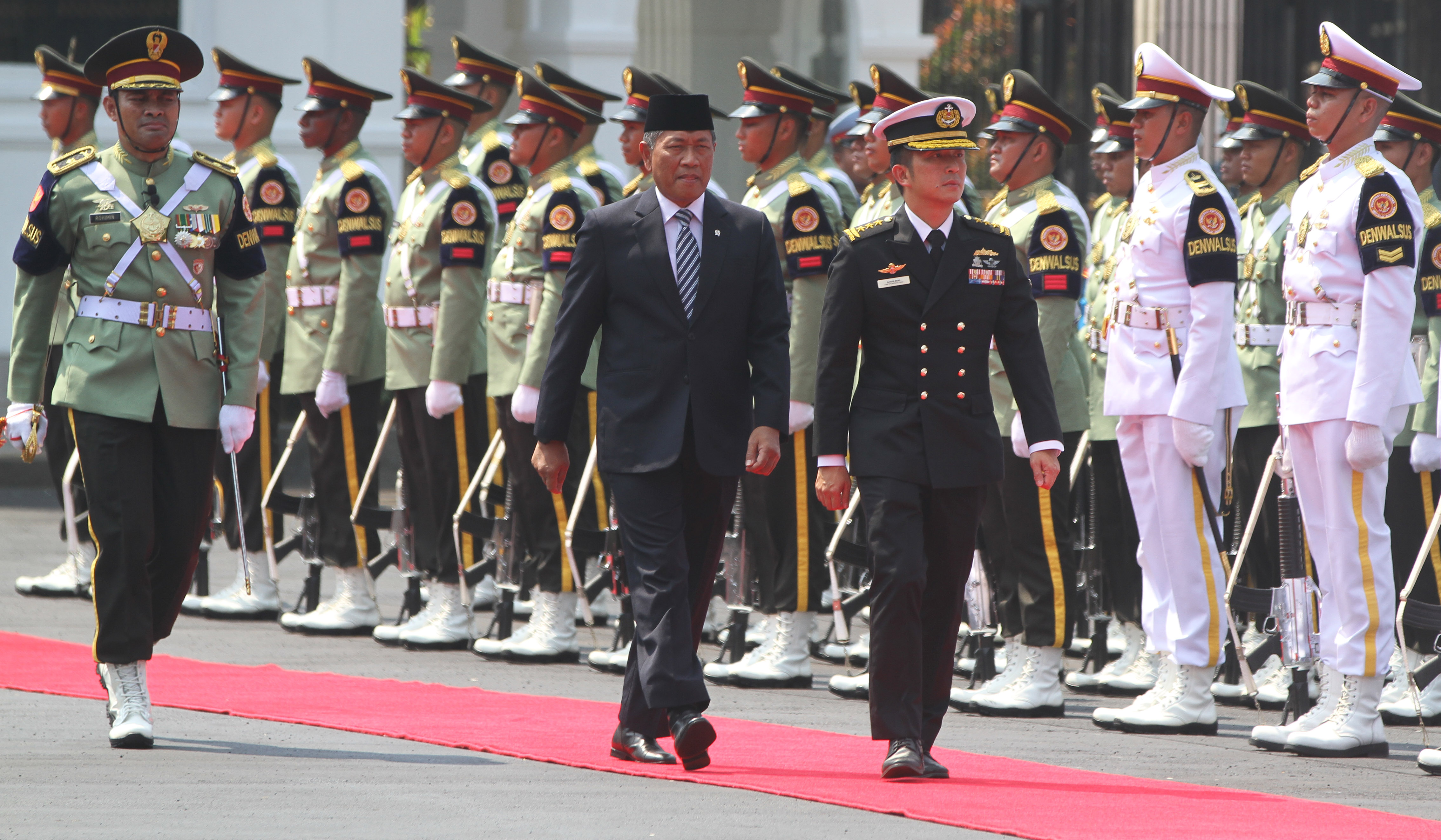 Komisi IX DPR gelar raker dengan Menaker Yassierli bahas laporan keuangan APBN TA 2024 (Ashar/SinPo.id)