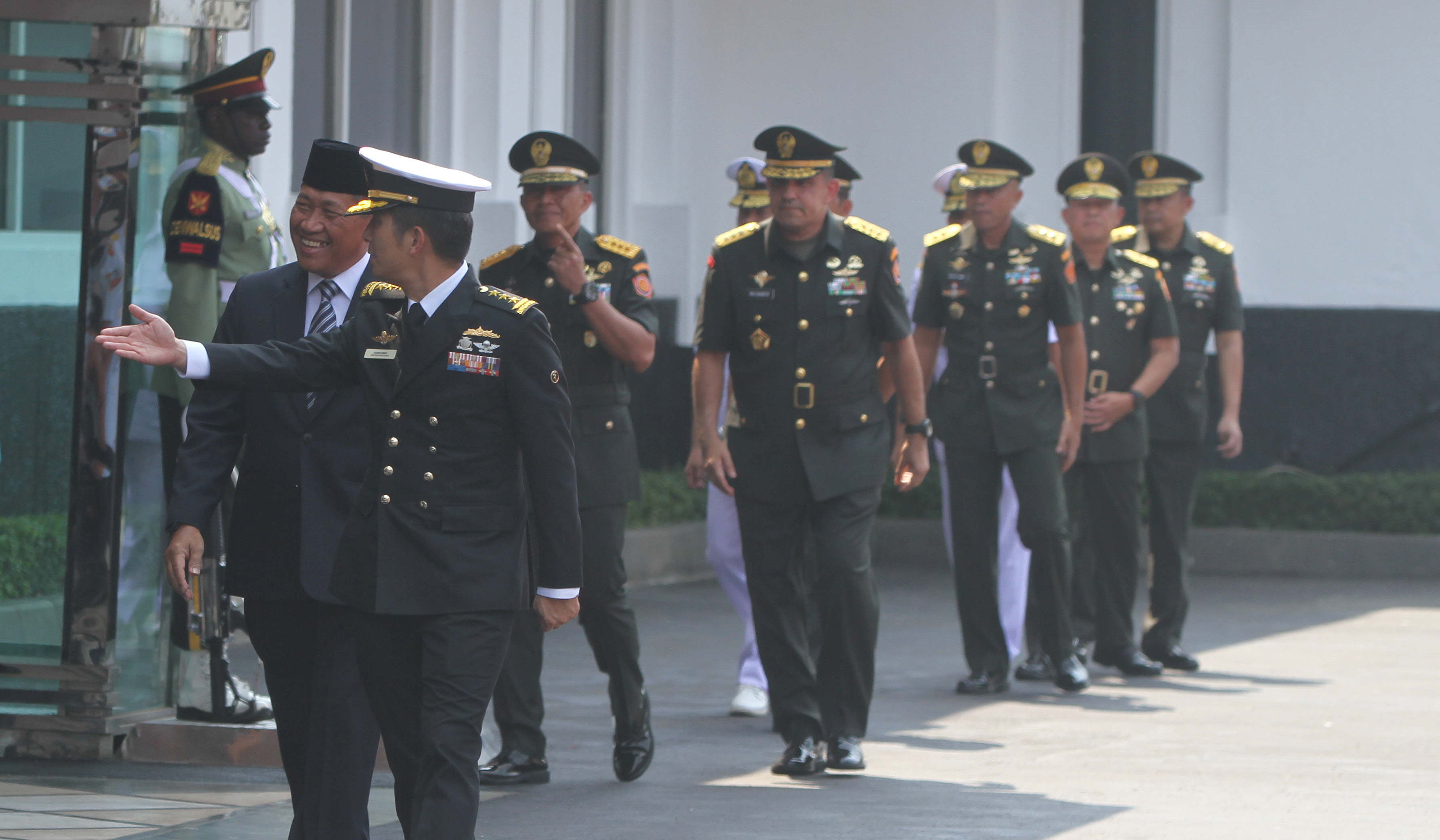 Komisi IX DPR gelar raker dengan Menaker Yassierli bahas laporan keuangan APBN TA 2024 (Ashar/SinPo.id)