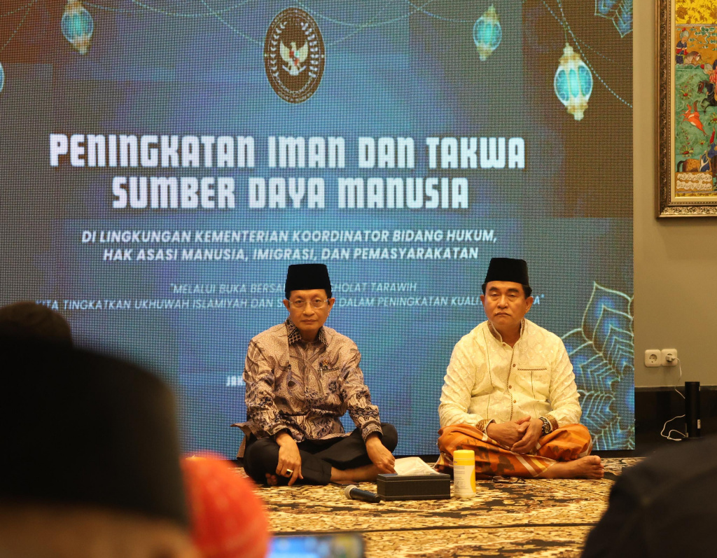 Menteri Kumham Imipas Yusril Ihza Mahendra menggelar tausyiah dan santunan anak yatim