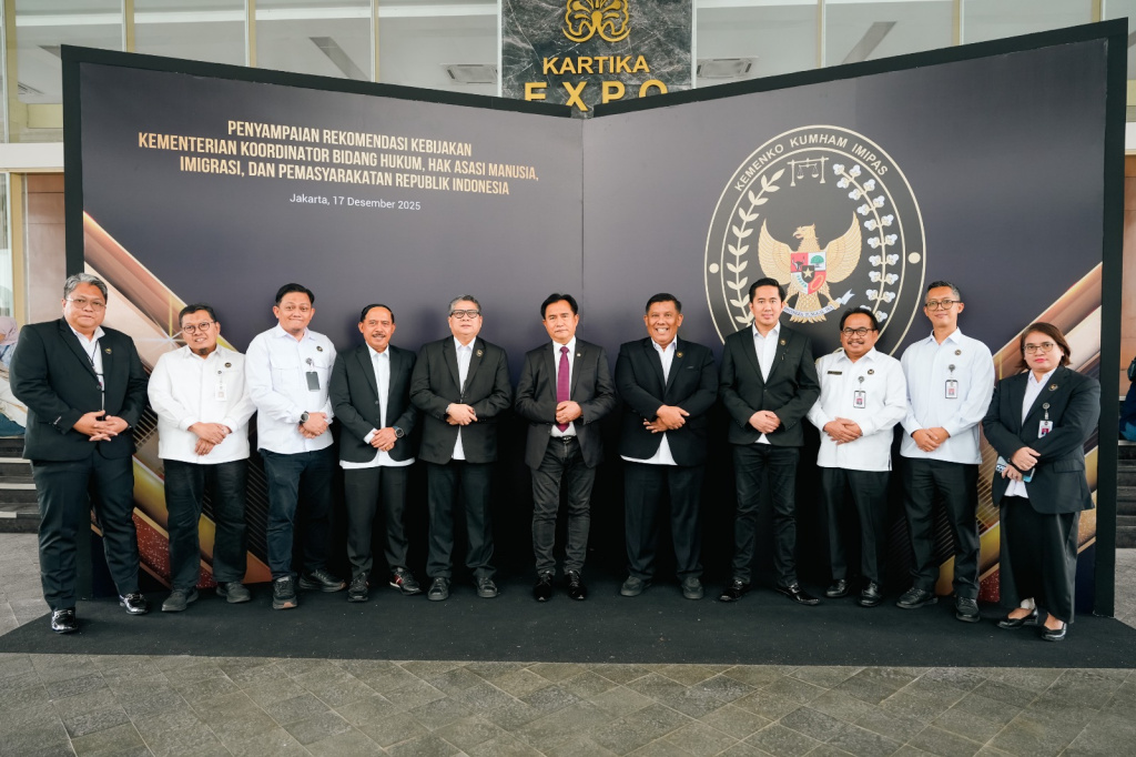 Menko Kumham Imipas Yusril Ihza Mahendra sampaikan Penyampaian 33 Rekomendasi Kebijakan (Ashar/SinPo.id)