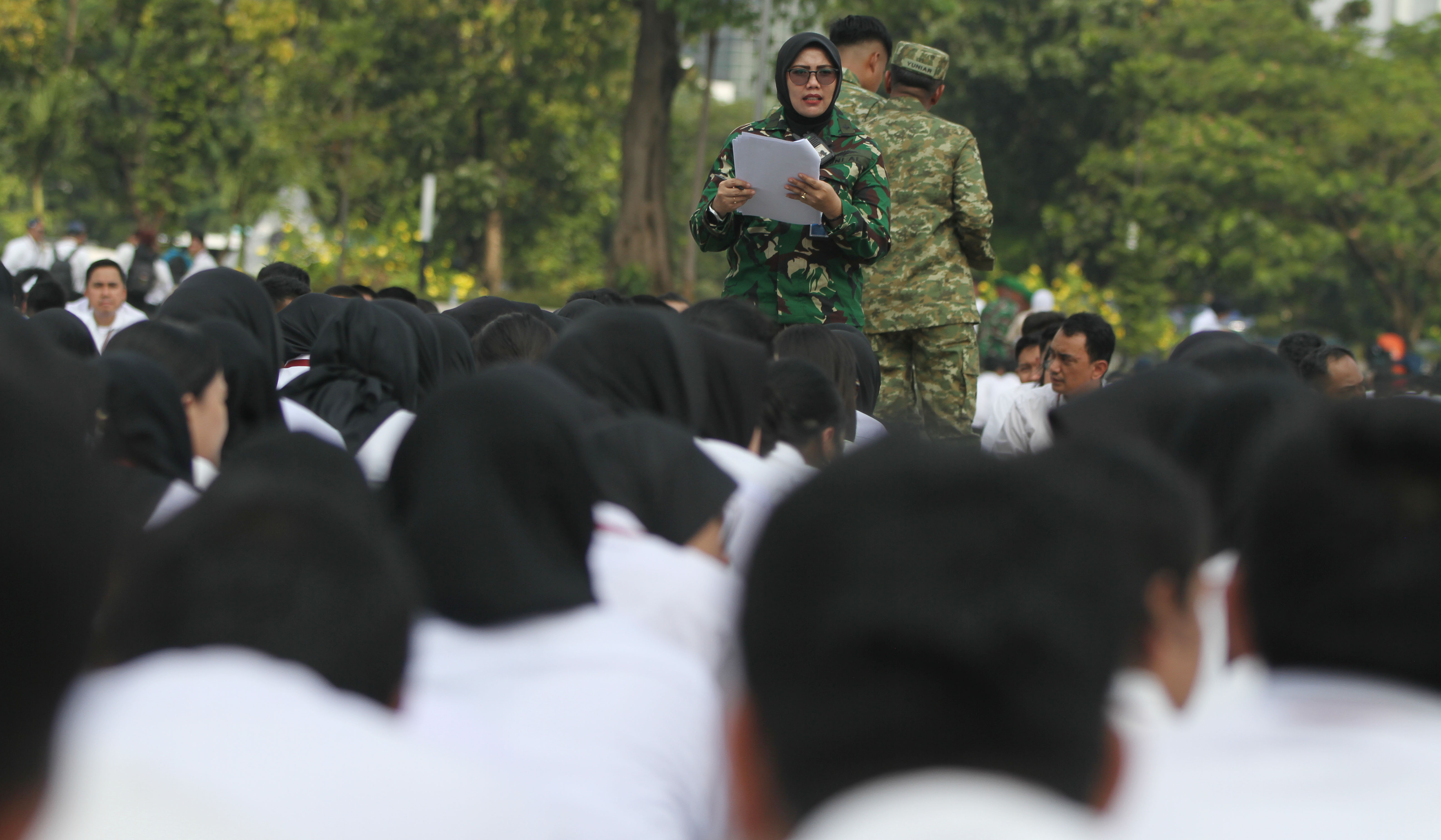 Pelepasan 2 ribu ASN untuk jalani pendidikan Komcad. (Agus Priatna/SinPo.id)