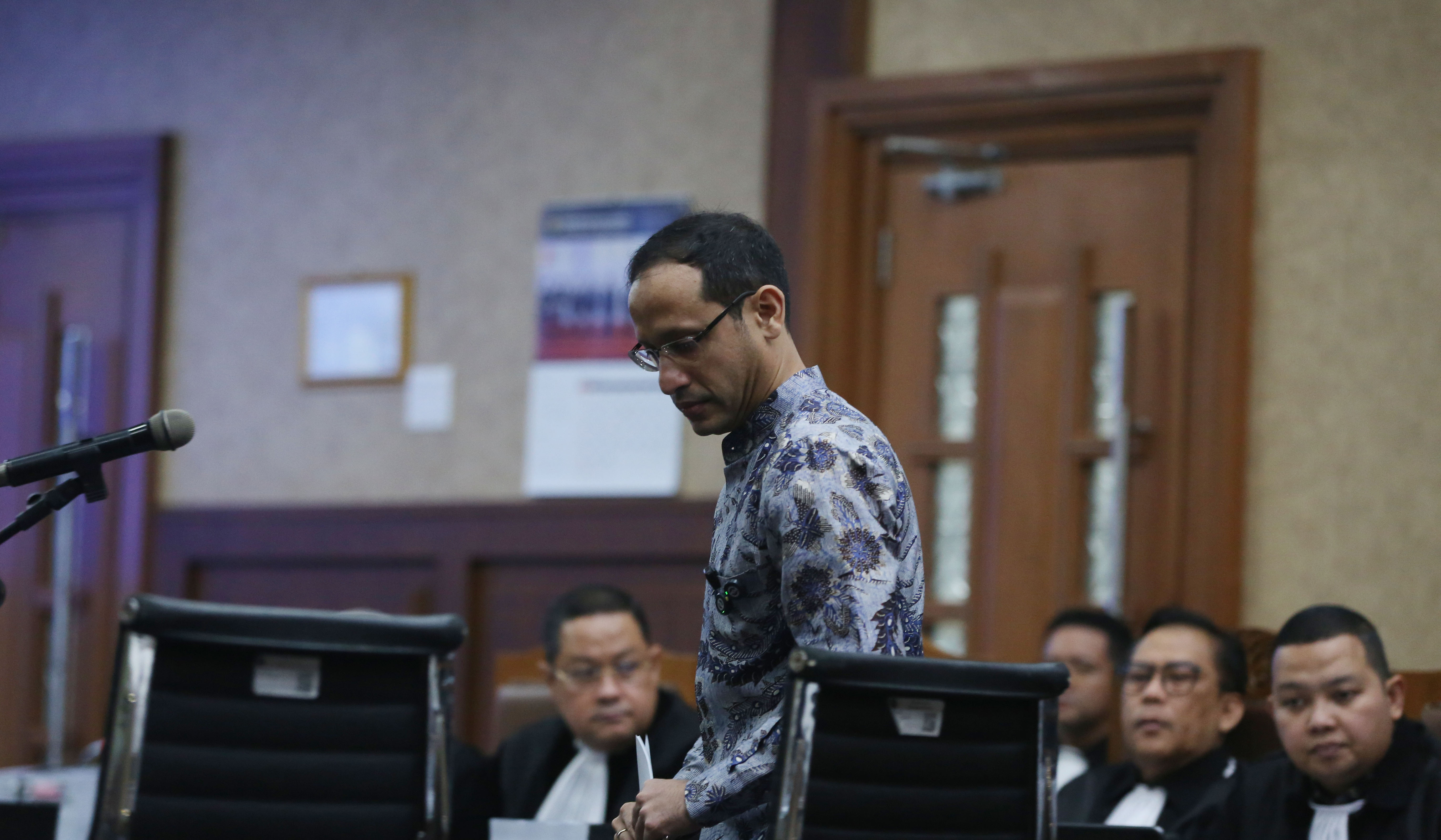 Nadiem saat menjalani sidang lanjutan dengan agenda pembacaan pledoi. (Agus Priatna/SinPo.id)