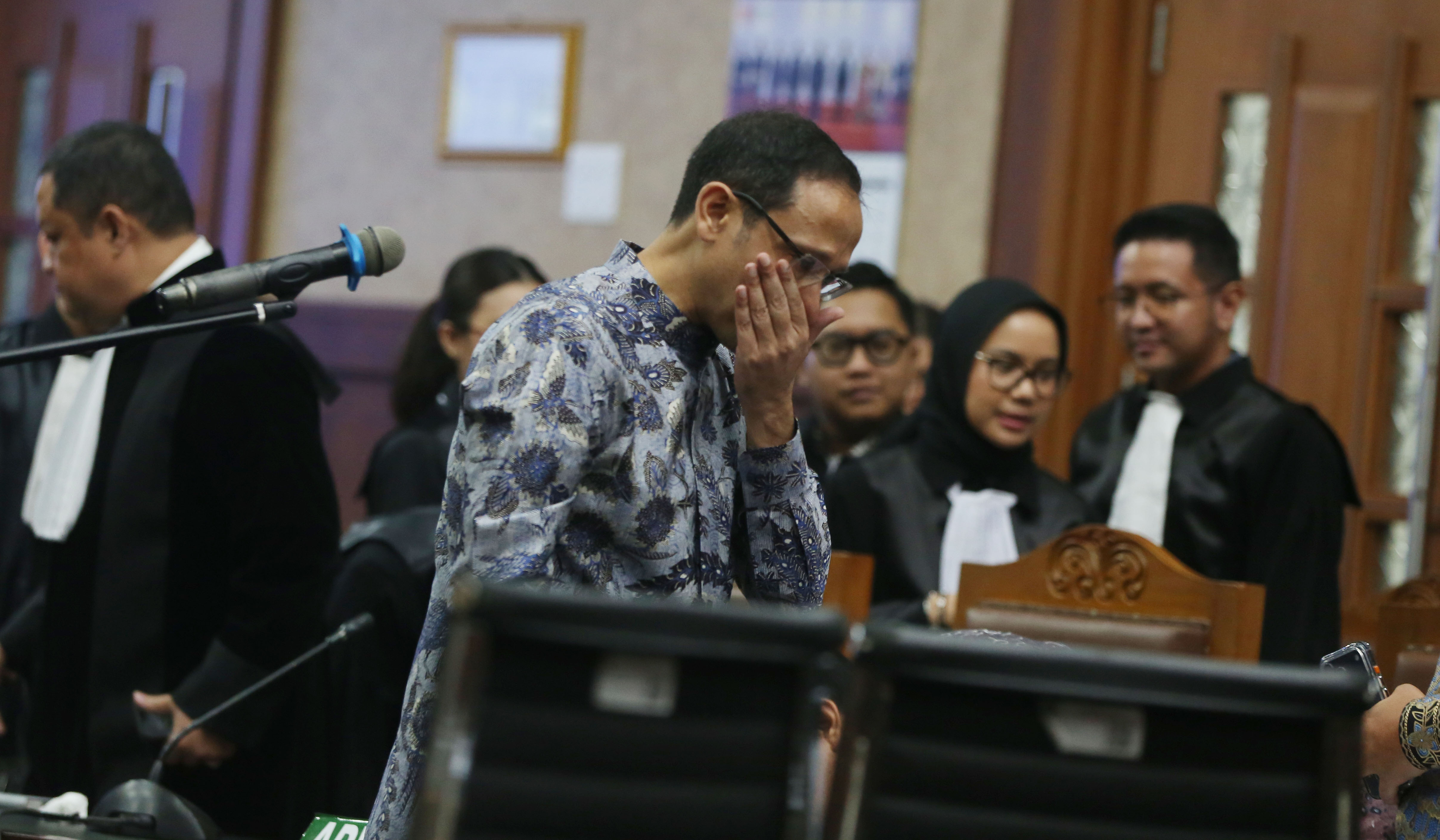 Nadiem saat menjalani sidang lanjutan dengan agenda pembacaan pledoi. (Agus Priatna/SinPo.id)