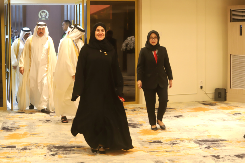 Ketua DPR Puan Maharani melakukan pertemuan bilateral dengan Wakil Ketua Parlemen Qatar Hamda Binti Hassan di sela-sela Konferensi ke-19 PUIC membahas kerja sama Pertahanan dan Pemberdayaan Perempuan (Ashar/SinPo.id)
