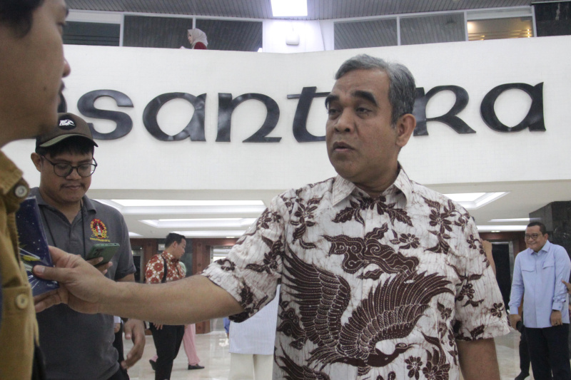 Ketua MPR RI Ahmad Muzani meminta kajian kebijakan komprehensif untuk para Menteri Kabinet Merah Putih membantu pemerintahan Presiden Prabowo Subianto (Ashar/SinPo.id)