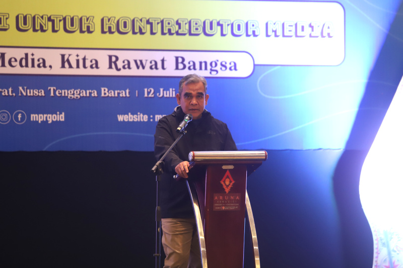 Ketua MPR RI Ahmad Muzani menggelar ramah tamah bersama para media Koordinatoriat Wartawan Parlemen di Lombok (Ashar/SinPo.id)