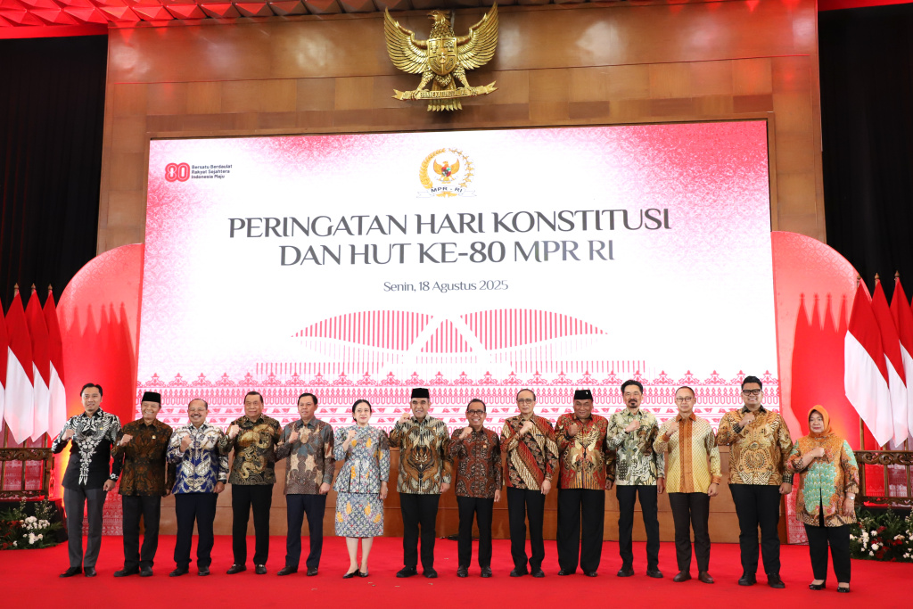 Ketua MPR RI Ahmad Muzani Hadiri Peringatan Hari Konstitusi (Ashar/SinPo.id)