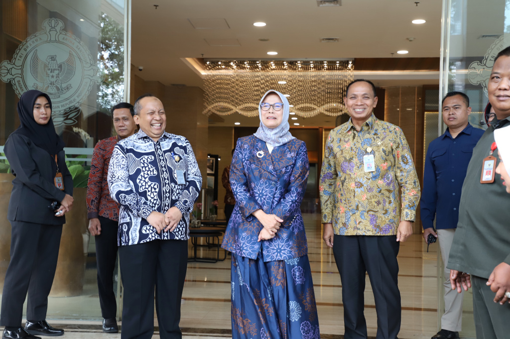 Ketua MPR RI Ahmad Muzani Sambangi BPK RI bersilaturahmi dan membahas isu strategis terkait pengelolaan keuangan negara (Ashar/SinPo.id)