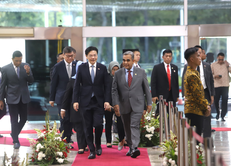 Ketua MPR RI Ahmad Muzani menerima kunjungan PM Singapura Lawrence Wong membahas kerja sama bidang pertahanan dan bidang pariwisata (Ashar/SinPo.id)