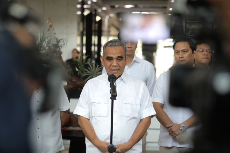 Tim gugus tugas sinkronisasi Prabowo-Gibran bertemu dengan Menkeu Sri Mulyani (Ashar/SinPo.id)