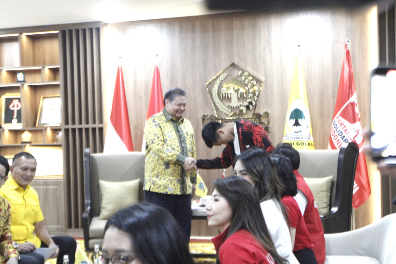 ketua Umum PSI Kaesang Pangarep sambangi Kantor DPP Golkar untuk silahturahmi politik jelang Pilpres 2024 (Ashar/Sinpo.id)