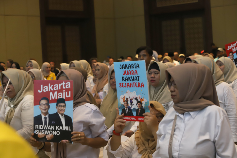 12 partai yang tergabung dalam KIM Plus resmi mengusung Ridwan Kamil-Suswono sebagai Calon Gubernur dan Calon Wakil Gubernur Daerah Khusus Jakarta di Pilkada 2024 (Ashar/SinPo.id)