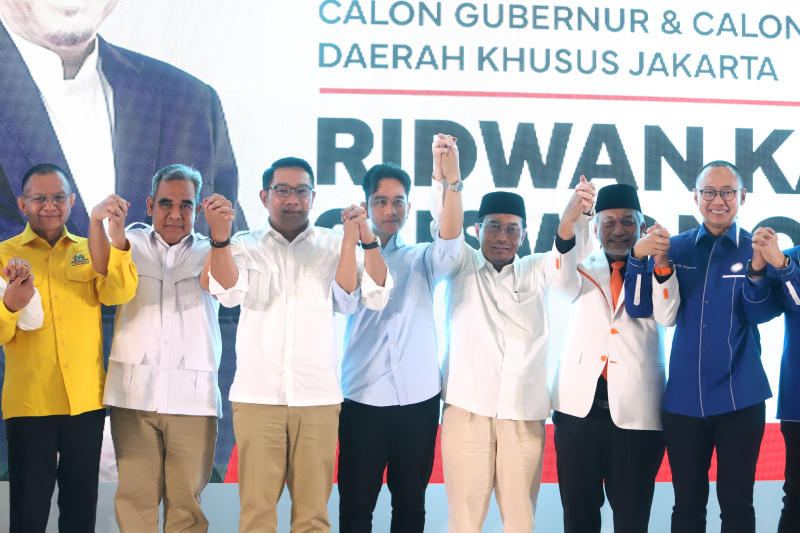 12 partai yang tergabung dalam KIM Plus resmi mengusung Ridwan Kamil-Suswono sebagai Calon Gubernur dan Calon Wakil Gubernur Daerah Khusus Jakarta di Pilkada 2024 (Ashar/SinPo.id)