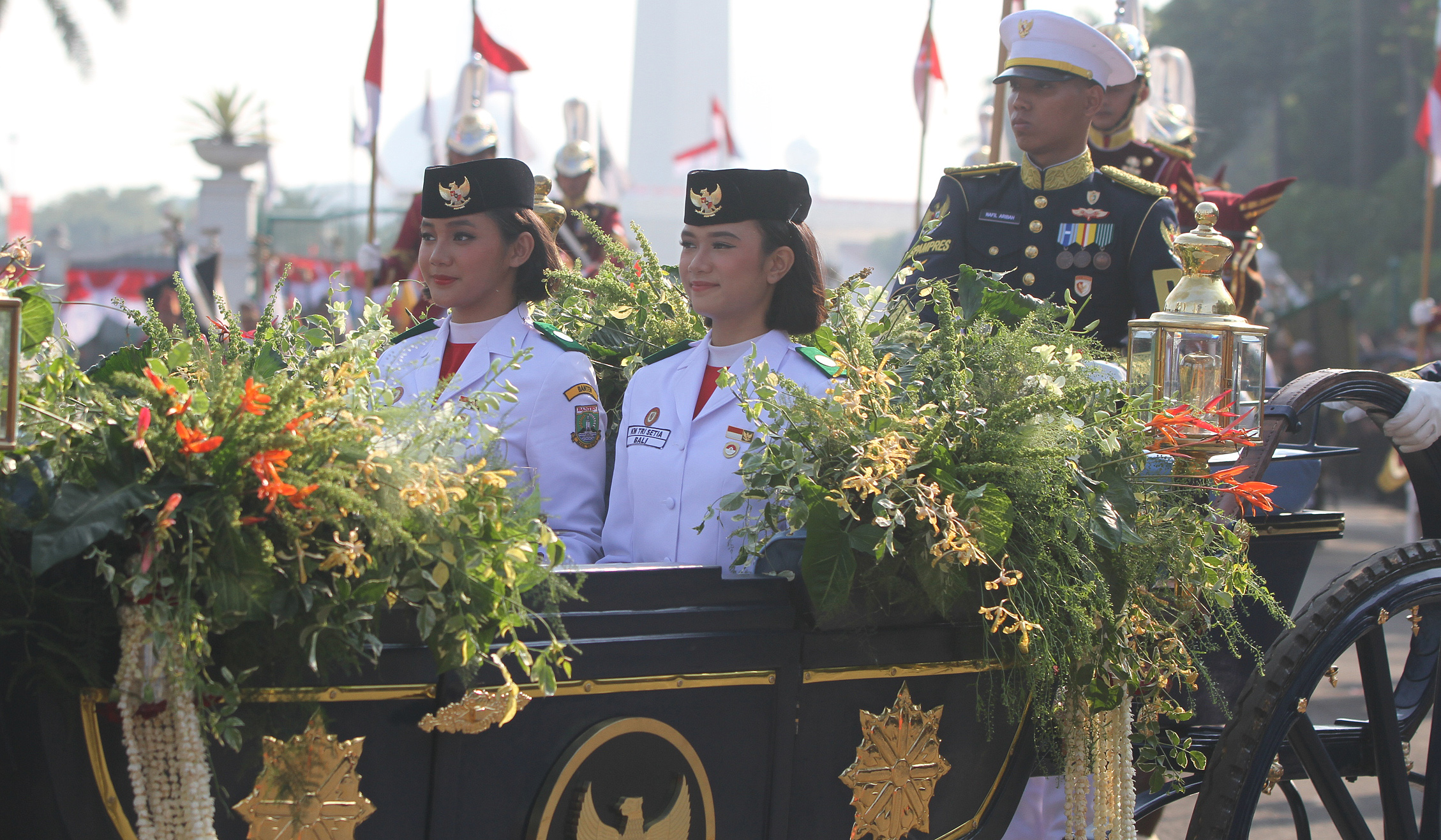 Kirab Bendera Pusaka. (Agus Priatna/SinPo.id)