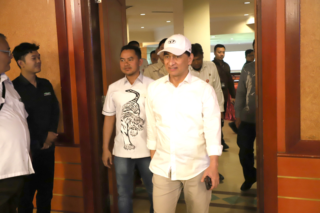 Koordinatoriat Wartawan Parlemen dan DPR bersinergi dengan Wakil Gubernur Banten Achmad Dimyati Natakusumah mengawal Demokrasi (Ashar/SinPo.id)